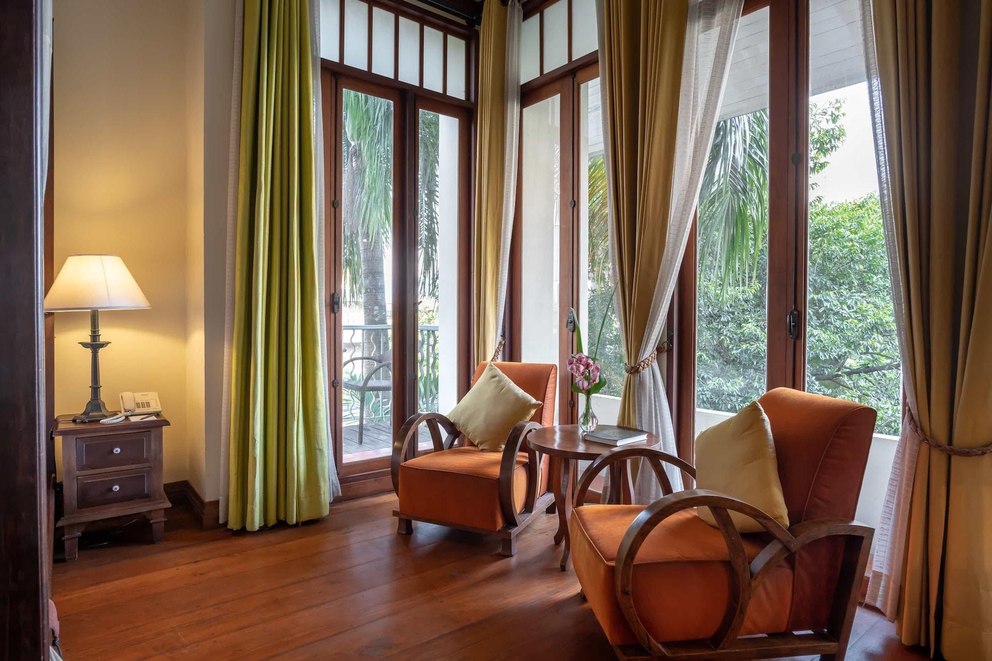 Ariyasom Villa Bangkok Exterior photo