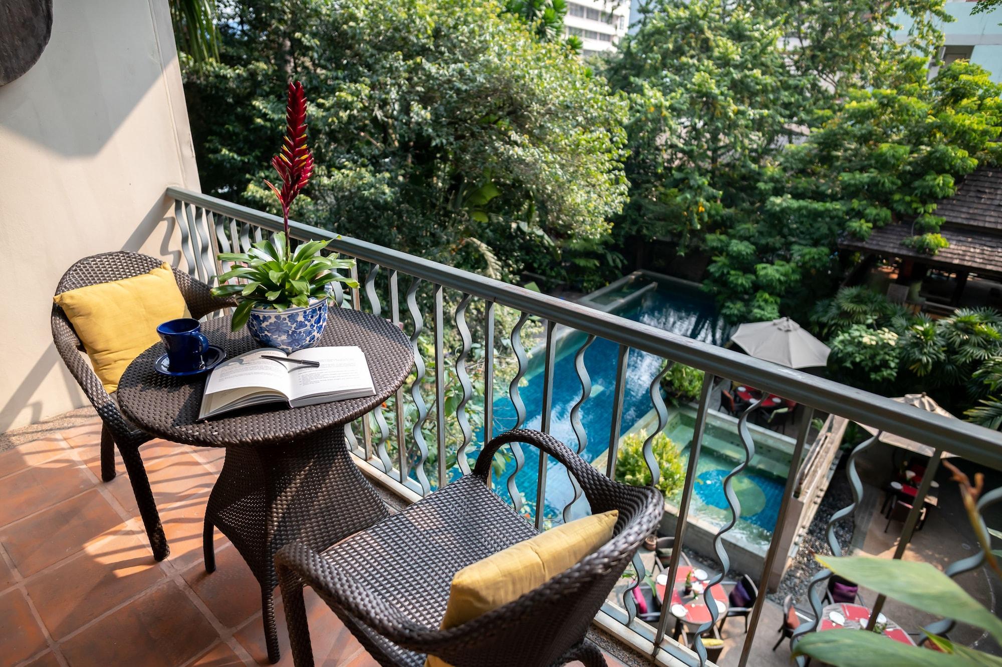 Ariyasom Villa Bangkok Exterior photo