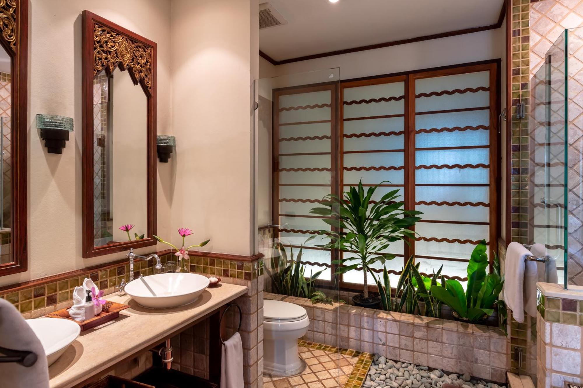 Ariyasom Villa Bangkok Exterior photo
