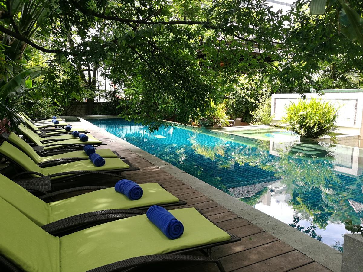Ariyasom Villa Bangkok Exterior photo