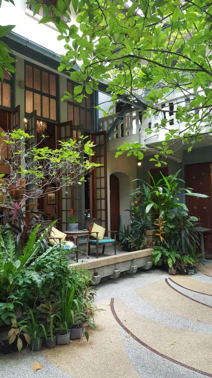 Ariyasom Villa Bangkok Exterior photo