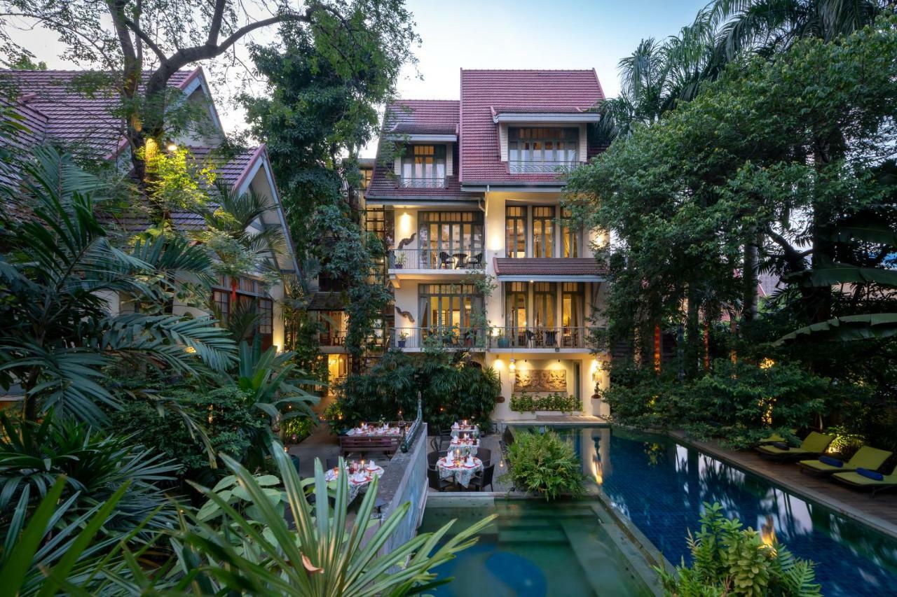 Ariyasom Villa Bangkok Exterior photo