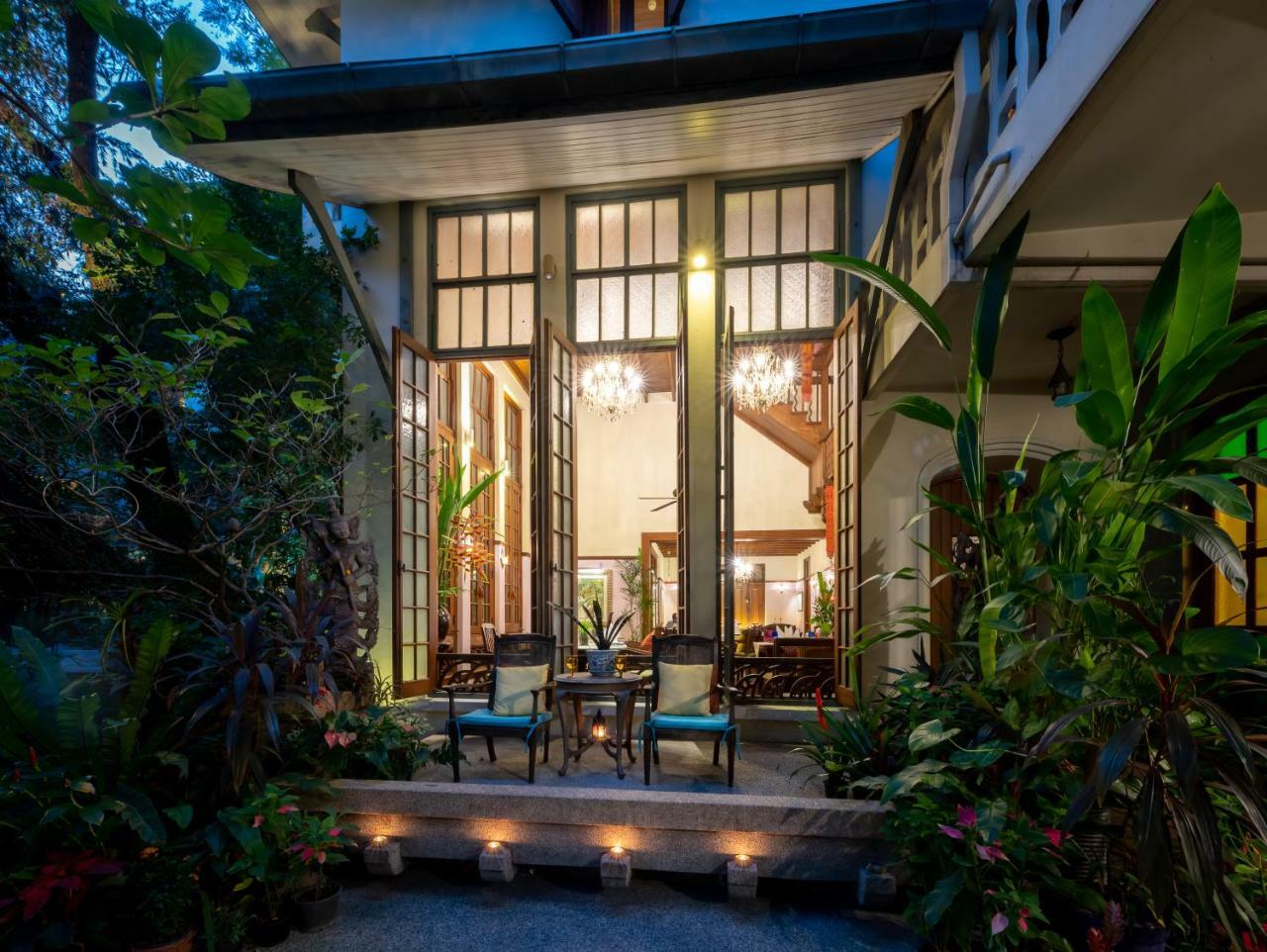 Ariyasom Villa Bangkok Exterior photo